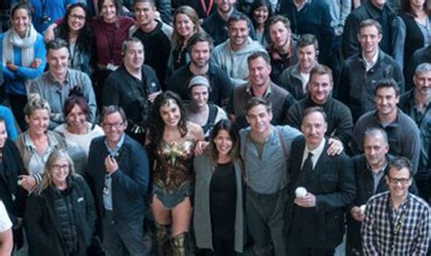 New Wonder Woman Cast Photo With Gal Gadot Revealed Films
