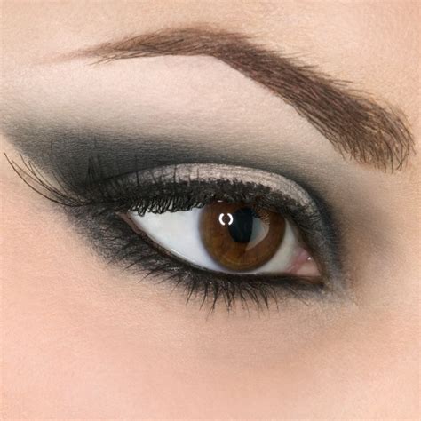 How To Prevent Makeup Smudging Under Eyes Mugeek Vidalondon