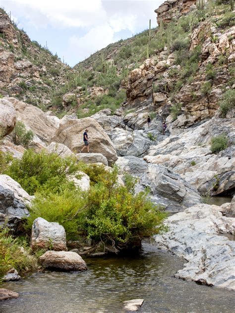 Tanque Verde Falls Trail Waterfalls Pools And Boulders In