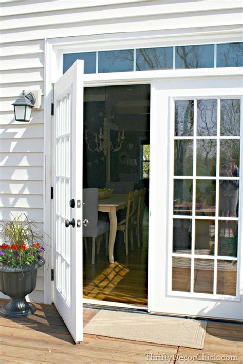 The Double Doors From The Outside Thrifty Decor Chick Thrifty Diy