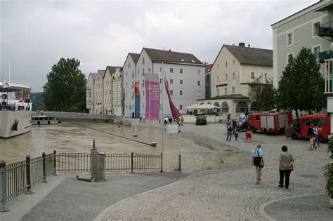 Einen österreichweiten überblick über die aktuelle situation an den oberflächengewässern gibt die plattform pegel aktuell des bundesministeriums für landwirtschaft, regionen und tourismus. aktuell/200508 hochwasser