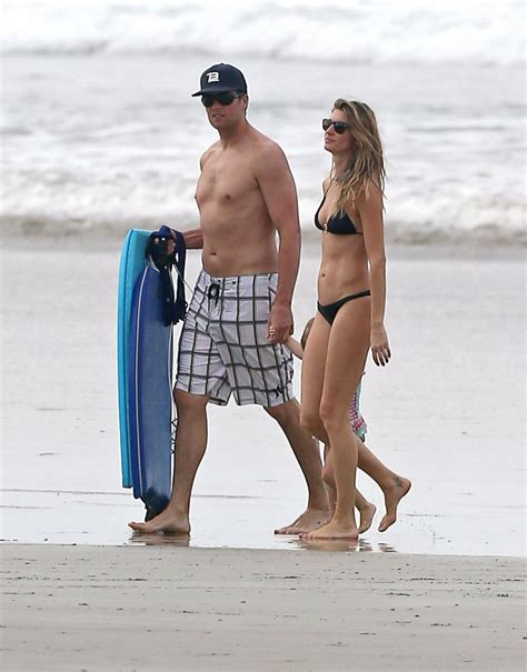 Gisele Bundchen And Tom Brady Hit The Beach Picture Celebrities On