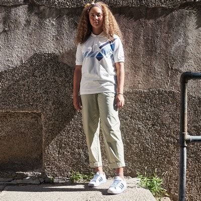 Get maps, directions, contact and tennis court information for 79 tennis court facilities in brooklyn connect with tennis players at your level choose from any of the 79 tennis court facilities in brooklyn, ny. CELEBRATING TENNIS ON PUBLIC COURTS WITH NYC MAG RACQUET