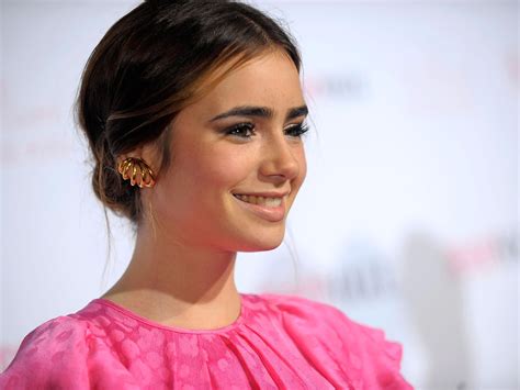 3840x2160 Lily Collins 4k Pc Wallpaper Hd Quality Coolwallpapersme