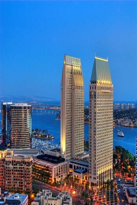 In addition, while staying at doubletree hotel san diego downtown guests have access to 24 hour front desk, room service, and a gift shop. Manchester Grand Hyatt San Diego | San diego hotels ...