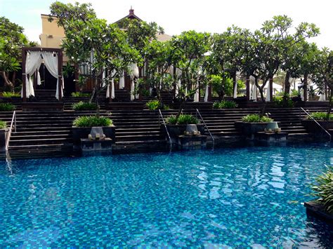 Luxury condominium in kuala lumpur, kl sentral. My Favorite Things & Pictures from the St. Regis Bali ...