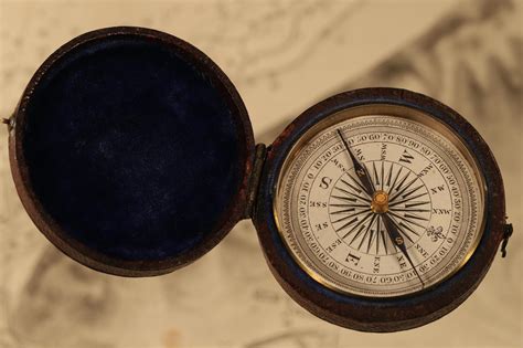 Victorian Pocket Compass by Barker c.1860 - SI2428 / LA480578