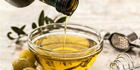el mejor aceite de oliva virgen extra variedad picual del mundo es español