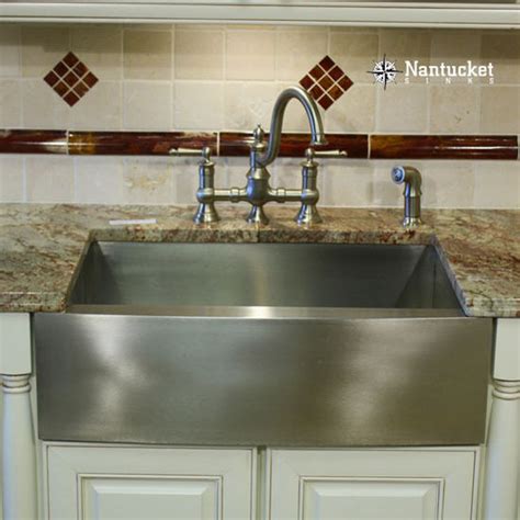 Nantucket sinks classic undermount double bowl undermount sink in a 50/50 ratio. Kitchen Sinks - Pro Series Rectangular Apron Kitchen Sink ...