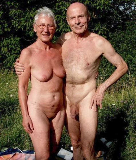 Paare Bekleidet Und Nackt Fkk Bilder Fotos Und Videos Auf Nacktsonnen