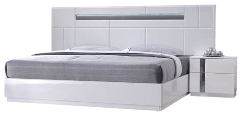 You can browse through lots of rooms fully furnished with inspiration and quality bedroom furniture here. Palermo White Lacquer on Chrome Bedroom Set, King - Modern ...