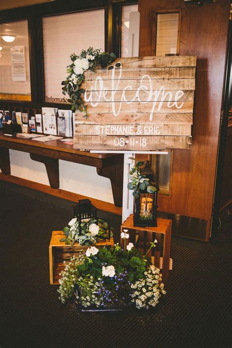 Wedding Entrance Table Decoration Ideas Remember That Your Wedding