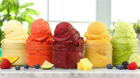 Summer means outdoor eating time! 7 Light and Fruity Summer Desserts From Healthy Nature Green