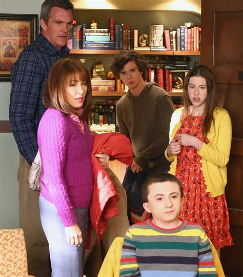 The Middle Series The Middle Tv Show Stuck In The Middle Best Tv