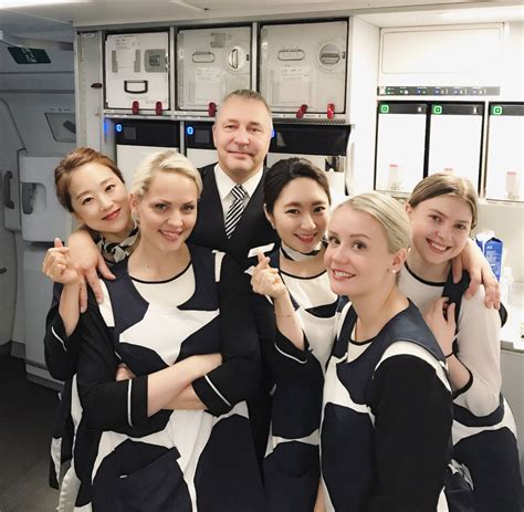 【finland】 Finnair Cabin Crew フィンエアー 客室乗務員 【フィンランド】 Flight Attendant