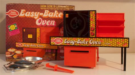 1977 Easy Bake Oven