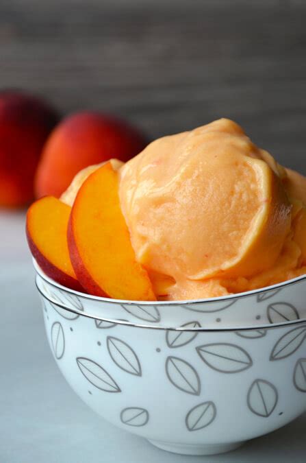 Mouthwatering Minute Peach Frozen Yogurt Desserts Corner