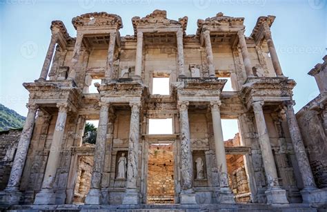 biblioteca de celso Éfeso turquía 755088 foto de stock en vecteezy
