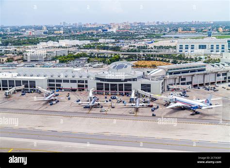 American Airlines Terminal Miami International Hi Res Stock Photography