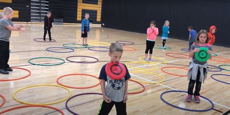 Playbuilder Activities Three Games To Try With Hula Hoops School