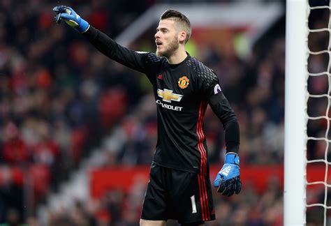 Born 7 november 1990) is a spanish professional footballer who plays as a goalkeeper for premier league club manchester. David De Gea's Future at Manchester United