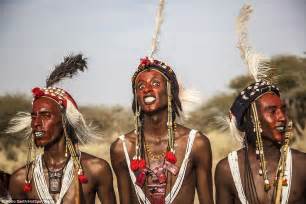 Egyptsearch Forums The Wodaabe Wife Stealing Festival And Their Polyandrous Wives
