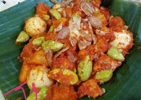 Resep Sambel Goreng Kentang Telur Puyuh Pete Oleh Ge Adhian Cookpad