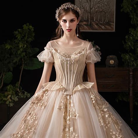 Luxury Gorgeous Victorian Style Vintage Retro Champagne Wedding Dresses 2019 Ball Gown Scoop