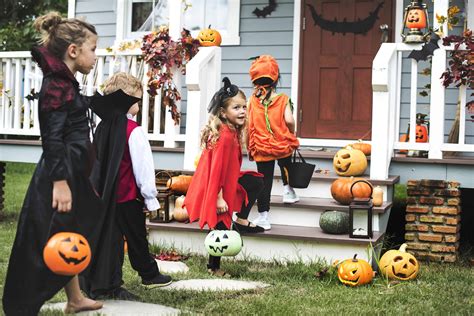 Fun Jack O Lantern Facts For Some Trick Or Treating Facts Bridage