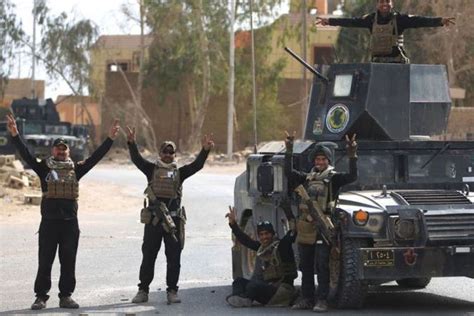 Foto Tentara Suriah Berhasil Usir ISIS Dari Albu Kamal