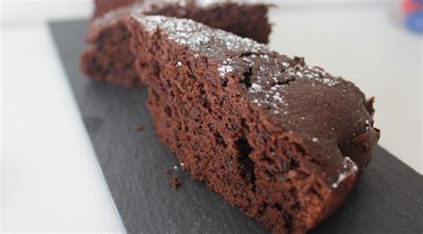 Gâteau au chocolat et lait de coco