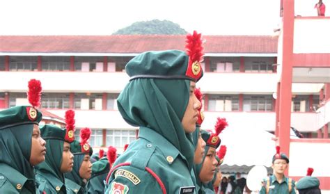 Smk tarcisian convent ipoh telah ditubuhkan pada tahun 1965 dengan tujuan untuk menampung murid murid dari sk tarcisian conventdan sekolah sekolah berhampiran seperti sk guru nanak. KADET REMAJA SEKOLAH SMK CONVENT, IPOH ©: LAPORAN RINGKAS ...