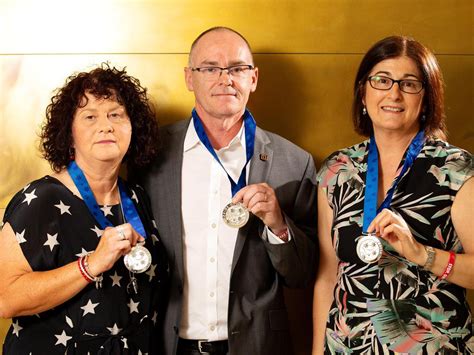 Pride Of Australia Awards Recognise Unsung Heroes Herald Sun