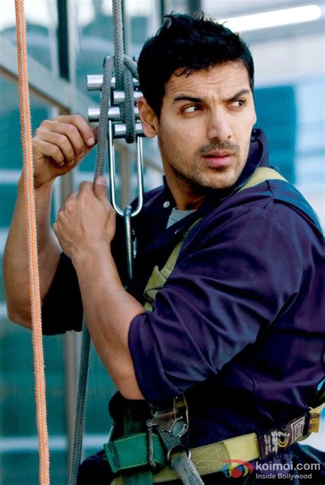 Mere sang new york (john abraham) video. The Perfect John Abraham Throwback Post You Need to See Today
