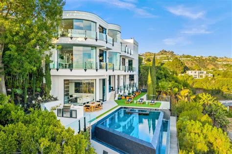 Sean Diddy Combs Mansion In Los Angeles Ca Listed For 145 Million