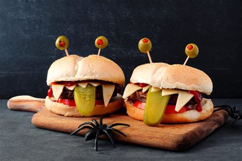 11 Totally Spooky Halloween Food Ideas To Try Hand