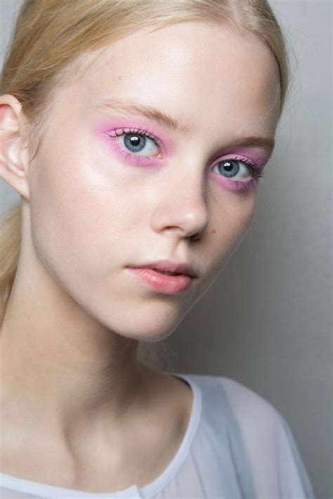 5 Cute Pink Eye Makeup Looks To Try During Valentines