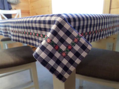 Hand Embroidered Gingham Tablecloth And 4 Napkin Set Etsy In 2020