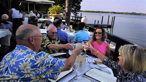 Restaurant News Siesta Key Fave Ophelia S On The Bay Reopening