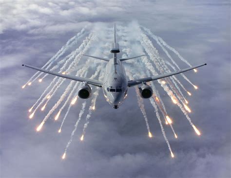 Light Flare The Missles Are Like Flares Navy Aircraft Jet Aircraft