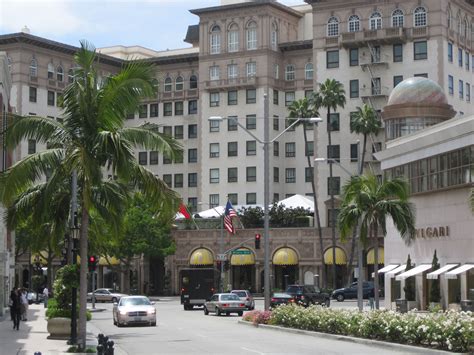 The Boulevard Cafe at the Beverly Wilshire Hotel in Beverly Hills, Los Angeles, CA. | Beverly 