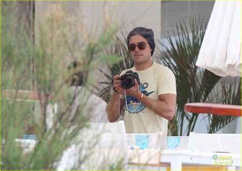 Full Sized Photo Of Zac Efron Cannes Camera 12 Zac Efron Cannes