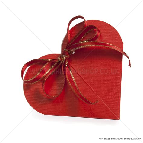 Custom major have a serial molds of large heart gift boxes. Red Silk Heart Shaped Gift Box | Gift Packaging | Carrier ...