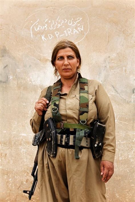 Kurdish Peshmerga Fighters Extraordinary Images Of Women On The
