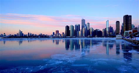 Icy Chicago 4096 × 2160 Wallpaper