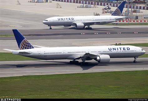 N2331u Boeing 777 322er United Airlines Bae146a Jetphotos