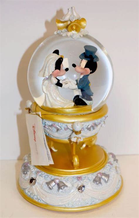 Mickey And Minnie Mouse Wedding March Snowglobe