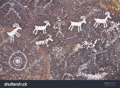 Ancient Indian Petroglyph Of Desert Bighorn Sheep In Nevada Stock Photo