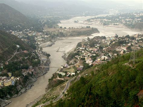 Uttarakhand was formed on 9th november 2000 as the 27th state of india, when it was carved out of northern uttar pradesh. Srinagar Pictures - Srinagar Travel Photos Picture Gallery ...