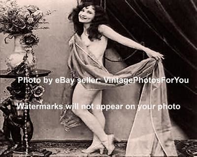 Vintage Old Antique Sexy Nude Naked Topless Cheesecake Pinup Woman Photo Picture